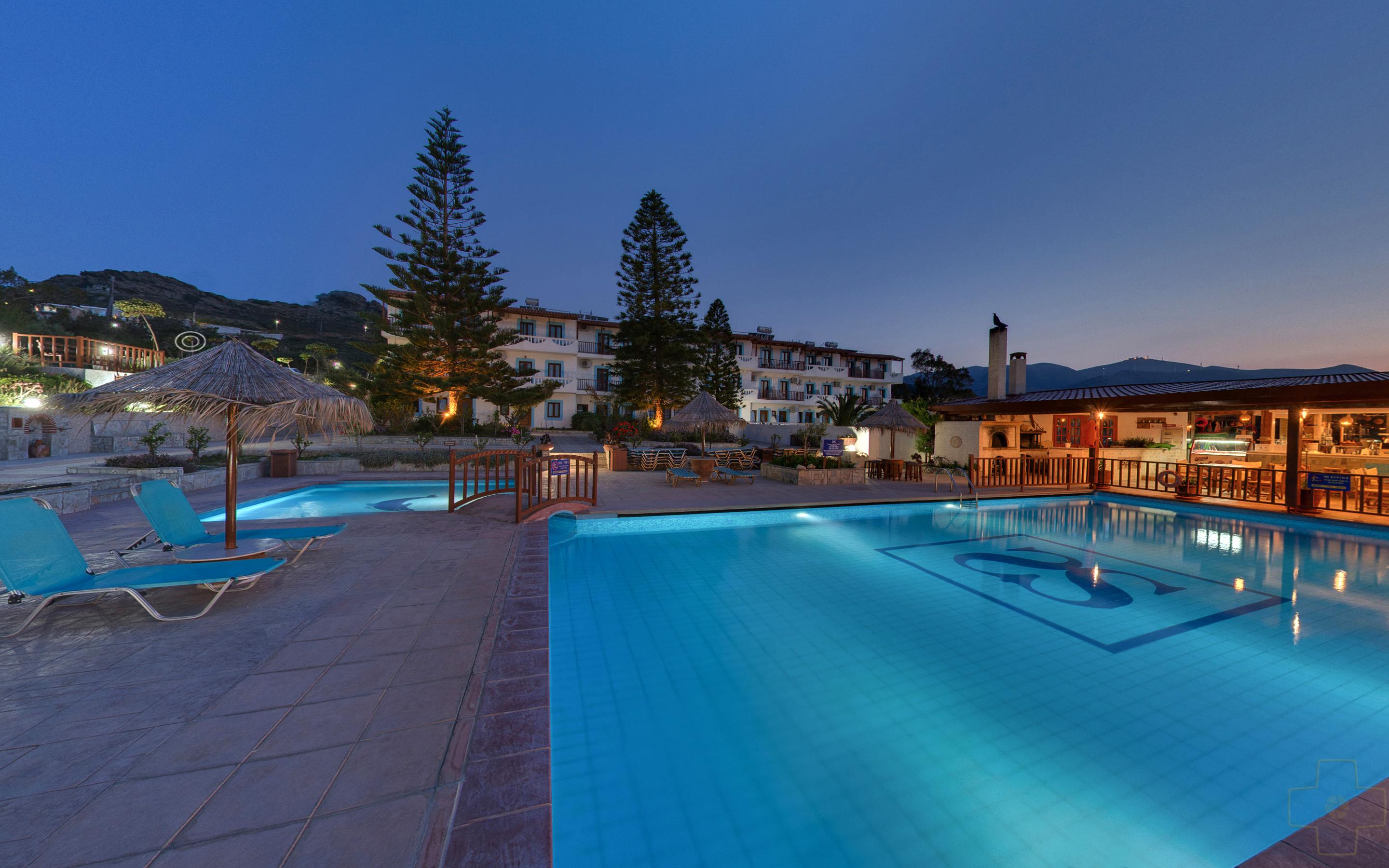 Spiros-Soula Family Hotel & Apartments Agia Pelagia Exterior foto